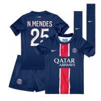 Camiseta Paris Saint-Germain Nuno Mendes #25 Primera Equipación para niños 2024-25 manga corta (+ pantalones cortos)